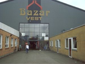 020528_bazarvest.jpg