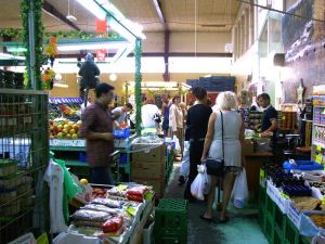 030805_bazar.jpg