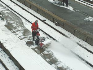 060228_snowblower1.jpg