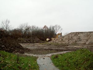 061125_playgroundconstruction1.jpg