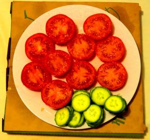 210510_tomatocucumber.jpg