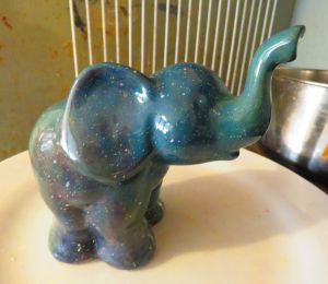 240808_dadelephantsculpture.jpg